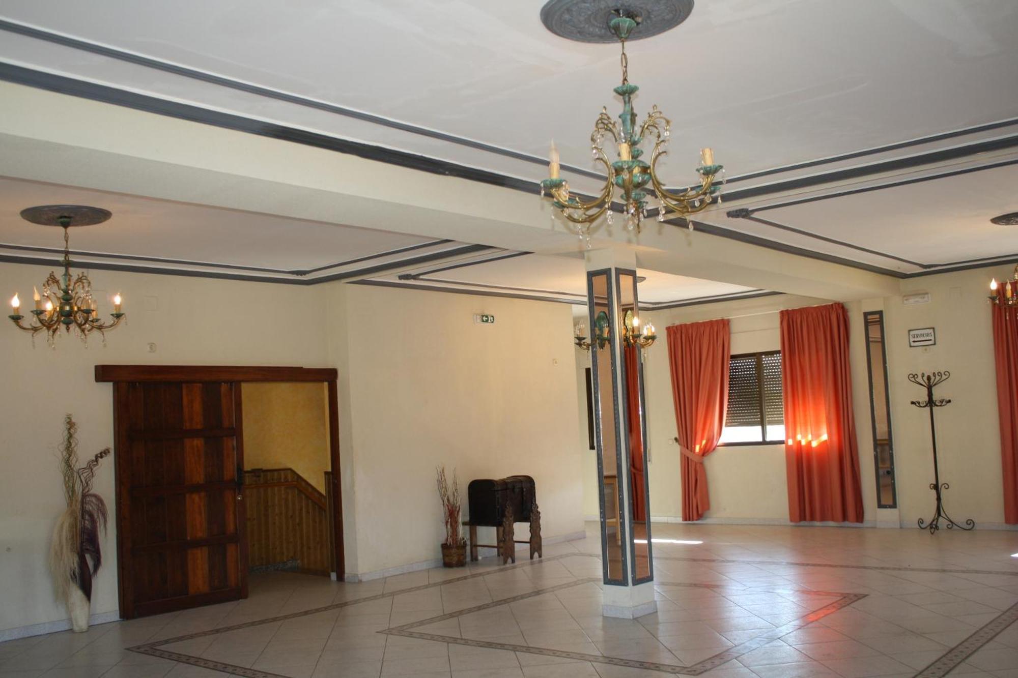 Hotel Carvajal Torrejón el Rubio Exteriér fotografie